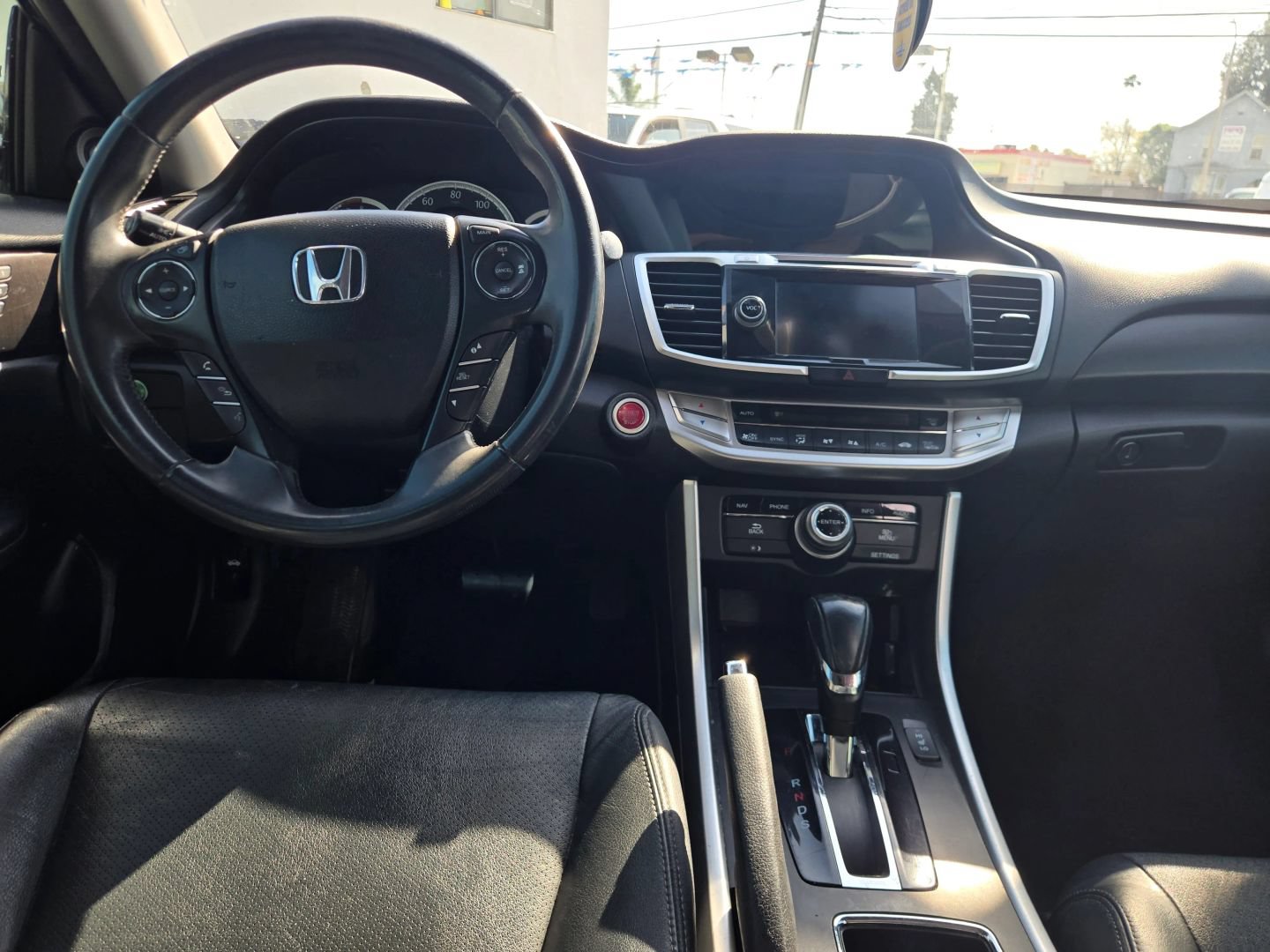 Used 2015 Honda Accord Touring image 17