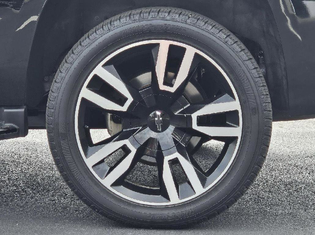 Used 2019 Chevrolet Tahoe Premier image 32