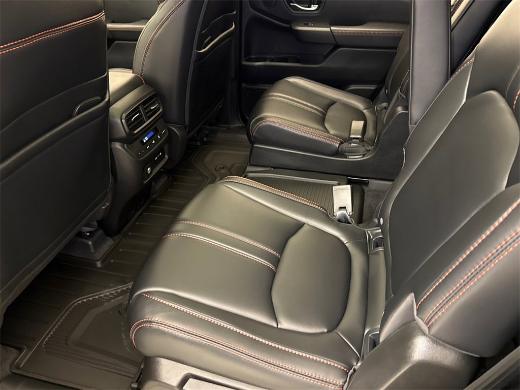 New 2025 Honda Pilot TrailSport image 21