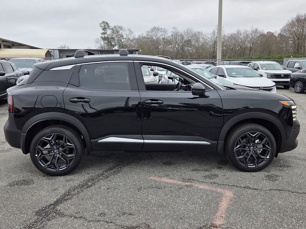 New 2026 Nissan Kicks SR w/ Cold Weather Package image 11
