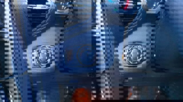 Used 2017 Ford Escape SE w/ Equipment Group 201A image 25