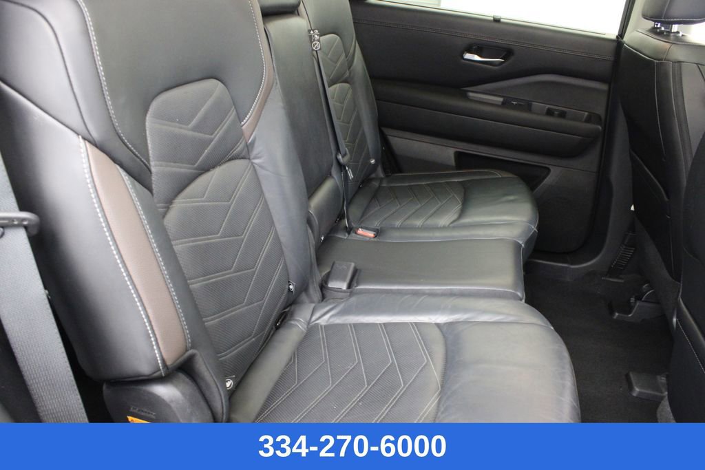 Certified 2023 Nissan Pathfinder Platinum w/ Cargo Package image 21