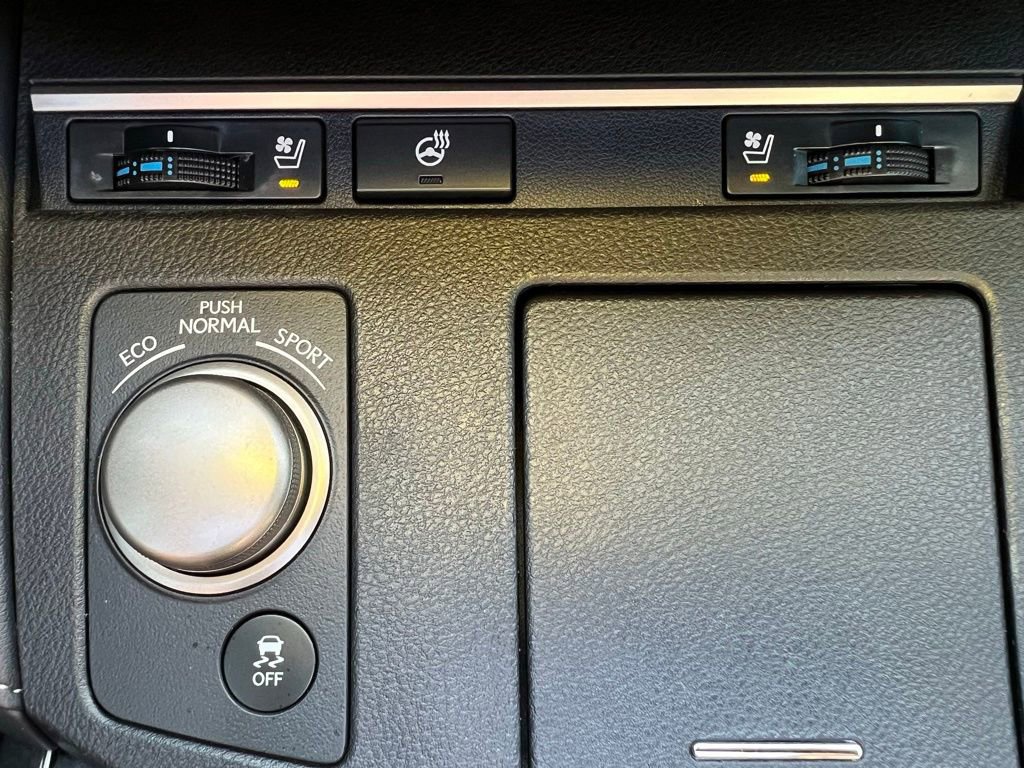 Used 2017 Lexus ES 350 image 40