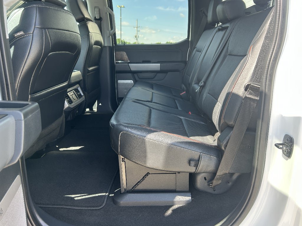 Used 2024 Ford F250 Lariat w/ FX4 Off-Road Package AWD/4WD image 18