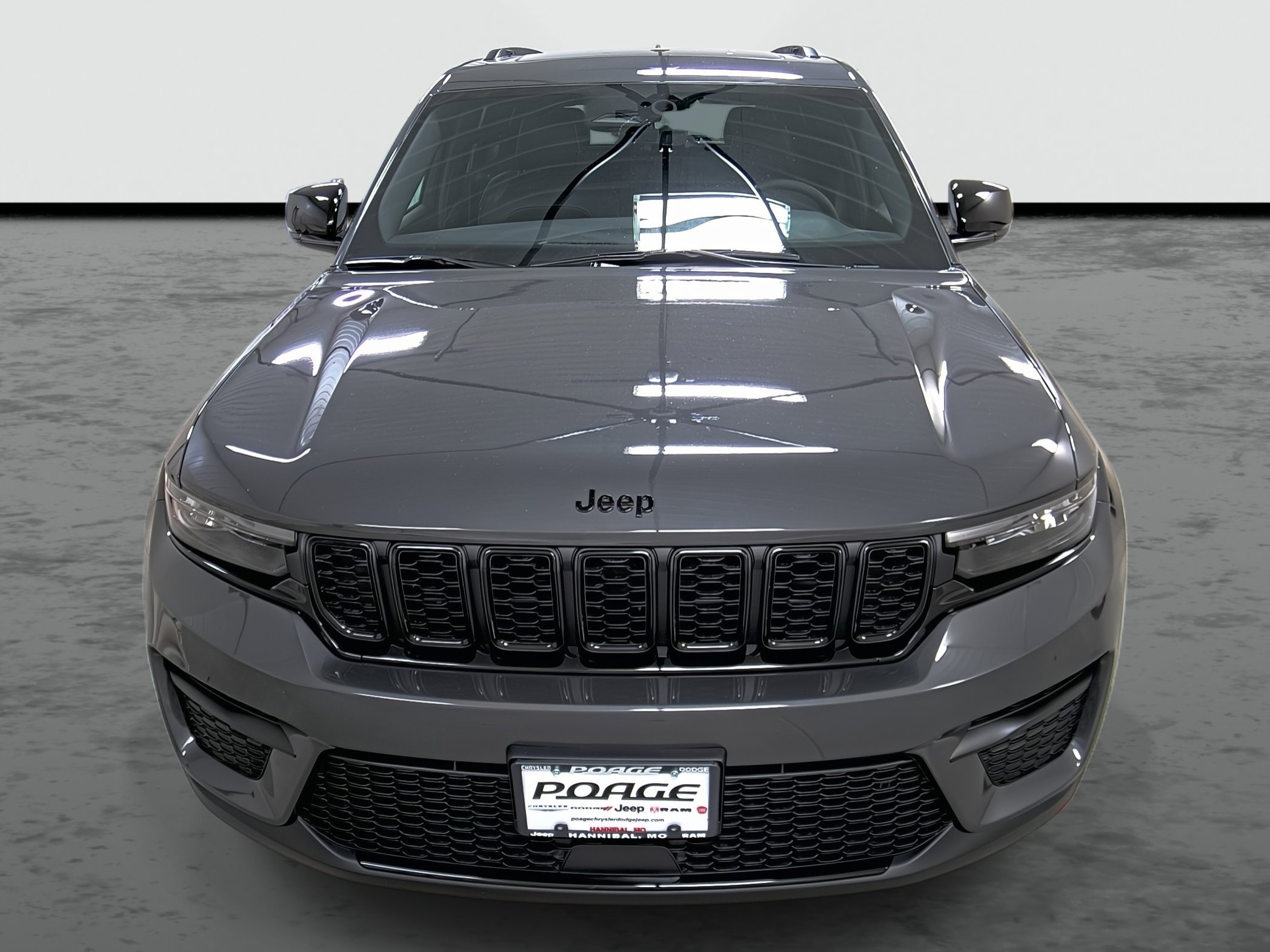 New 2025 Jeep Grand Cherokee 4WD image 6
