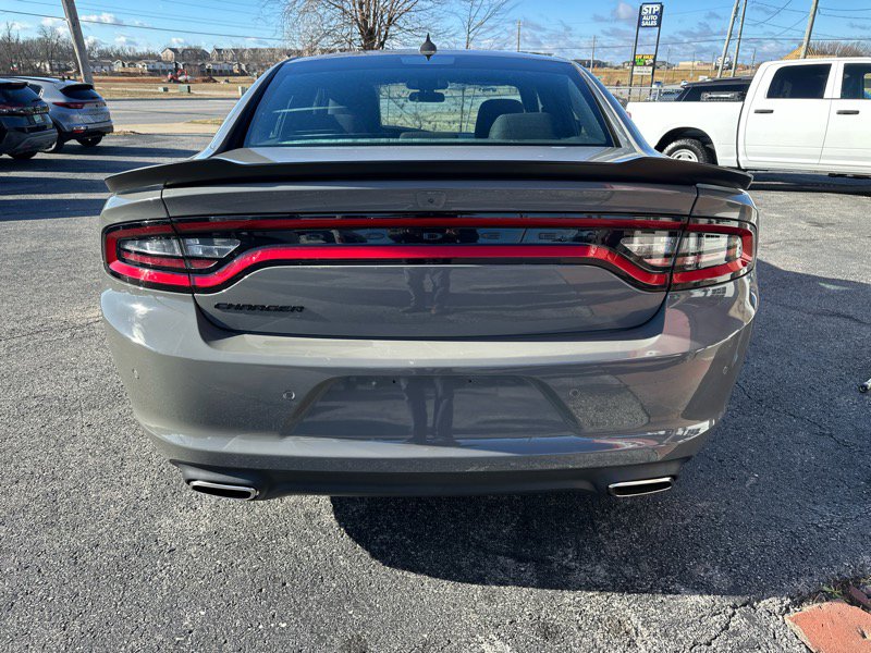 Used 2023 Dodge Charger SXT w/ Blacktop Package image 5