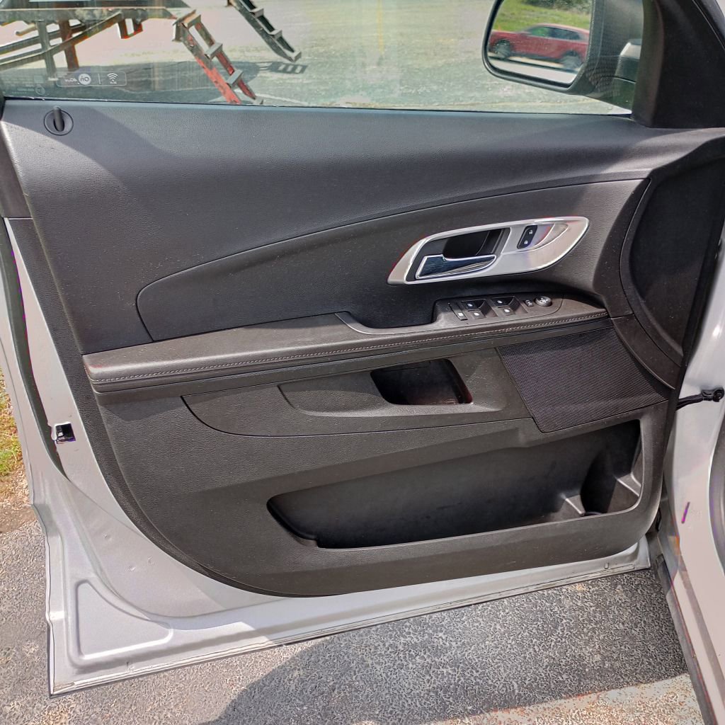 Used 2016 Chevrolet Equinox LS FWD image 11