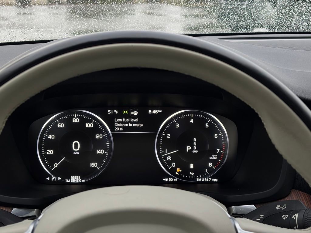 Used 2022 Volvo S60 B5 Momentum w/ Premium Package image 18