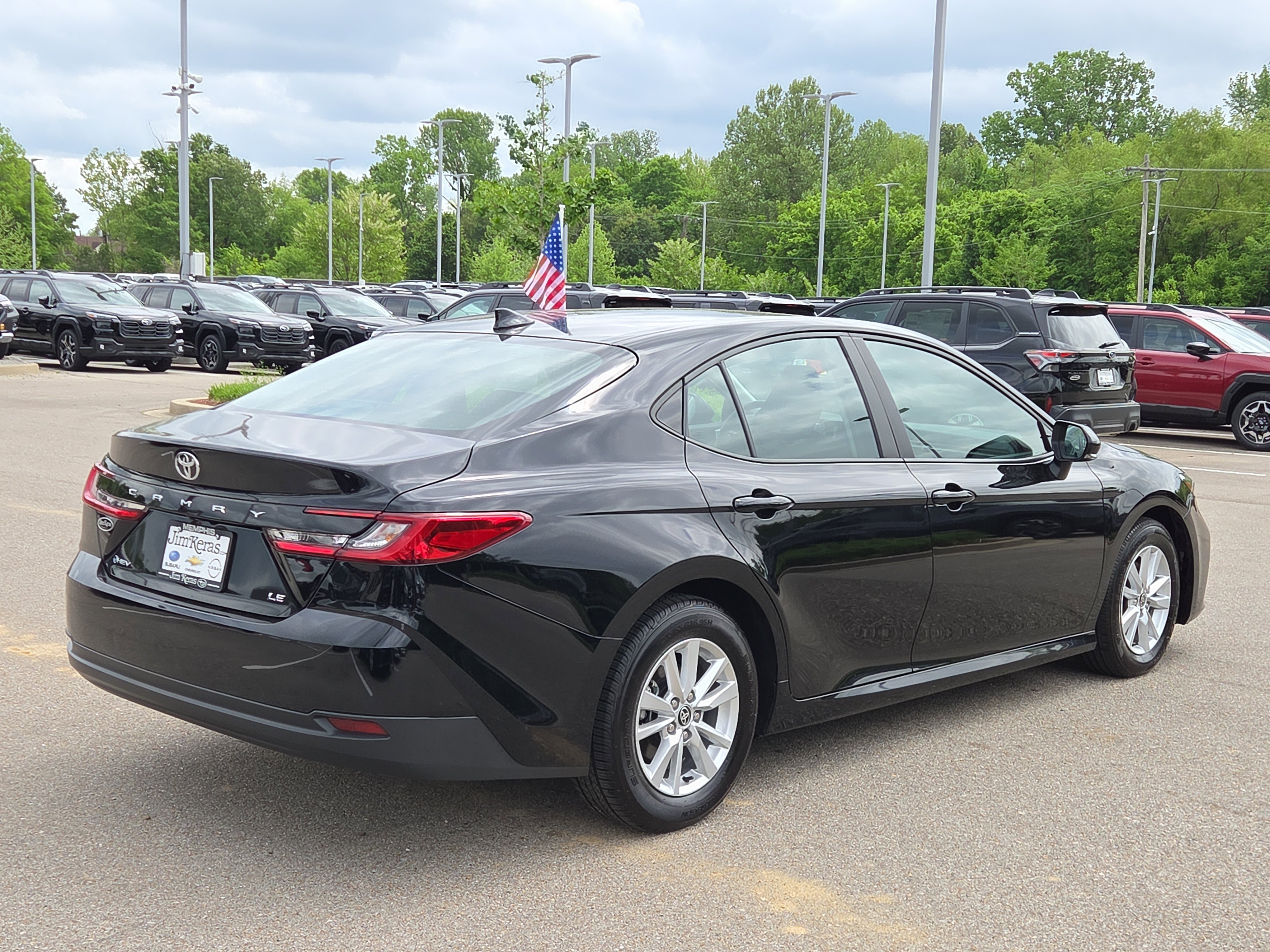 Used 2025 Toyota Camry LE FWD image 3