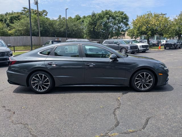 Used 2023 Hyundai Sonata Limited FWD image 3