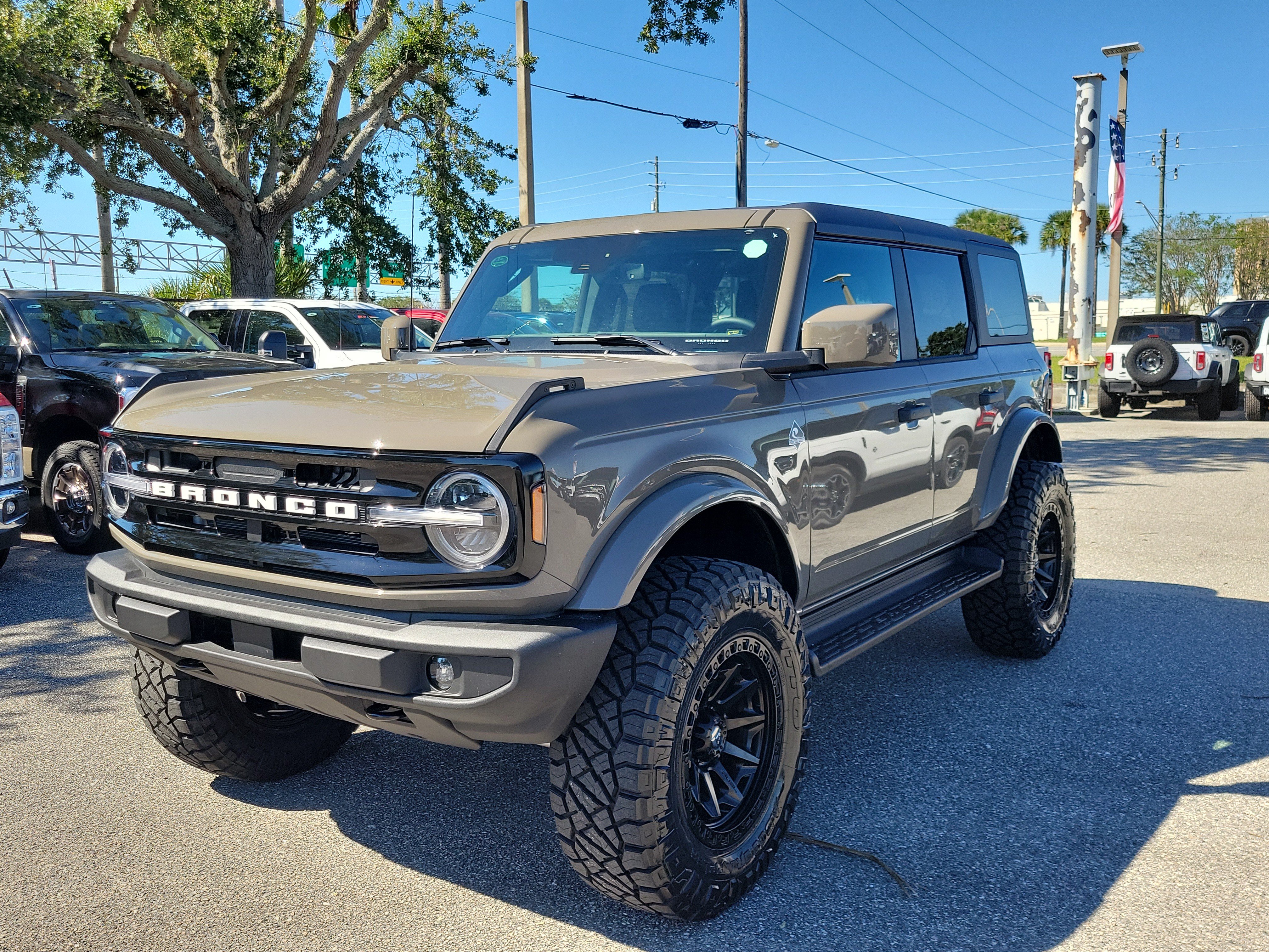 New 2026 Ford Bronco Outer Banks AWD/4WD 360° Tour