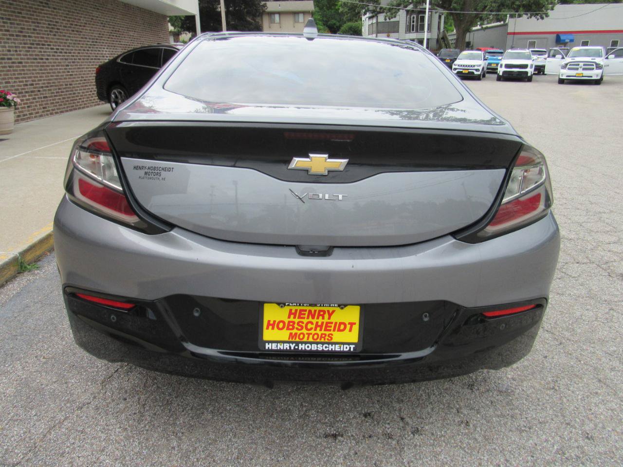 Used 2018 Chevrolet Volt Premier w/ Driver Confidence Package FWD image 3