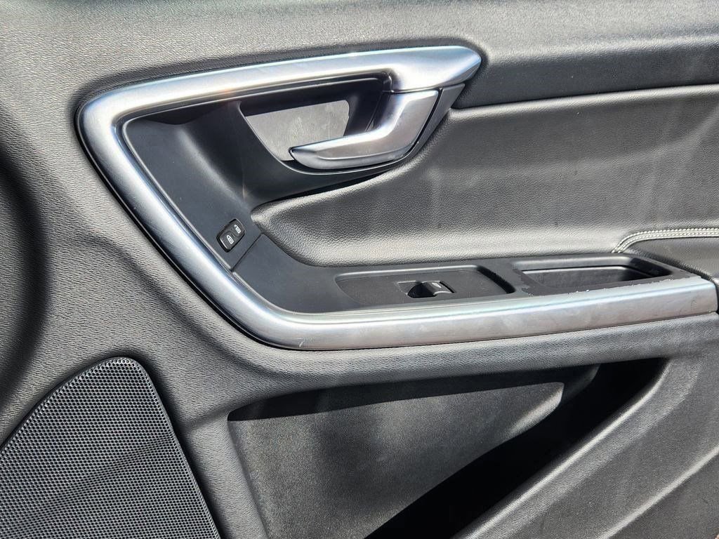 Used 2018 Volvo S60 T5 Dynamic w/ Protection Package image 18