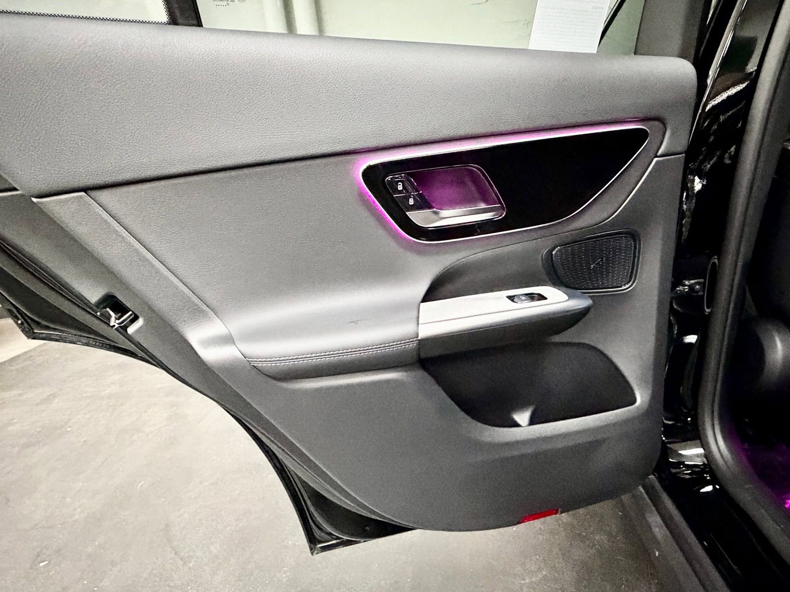 Used 2026 Mercedes-Benz GLC 300 image 38