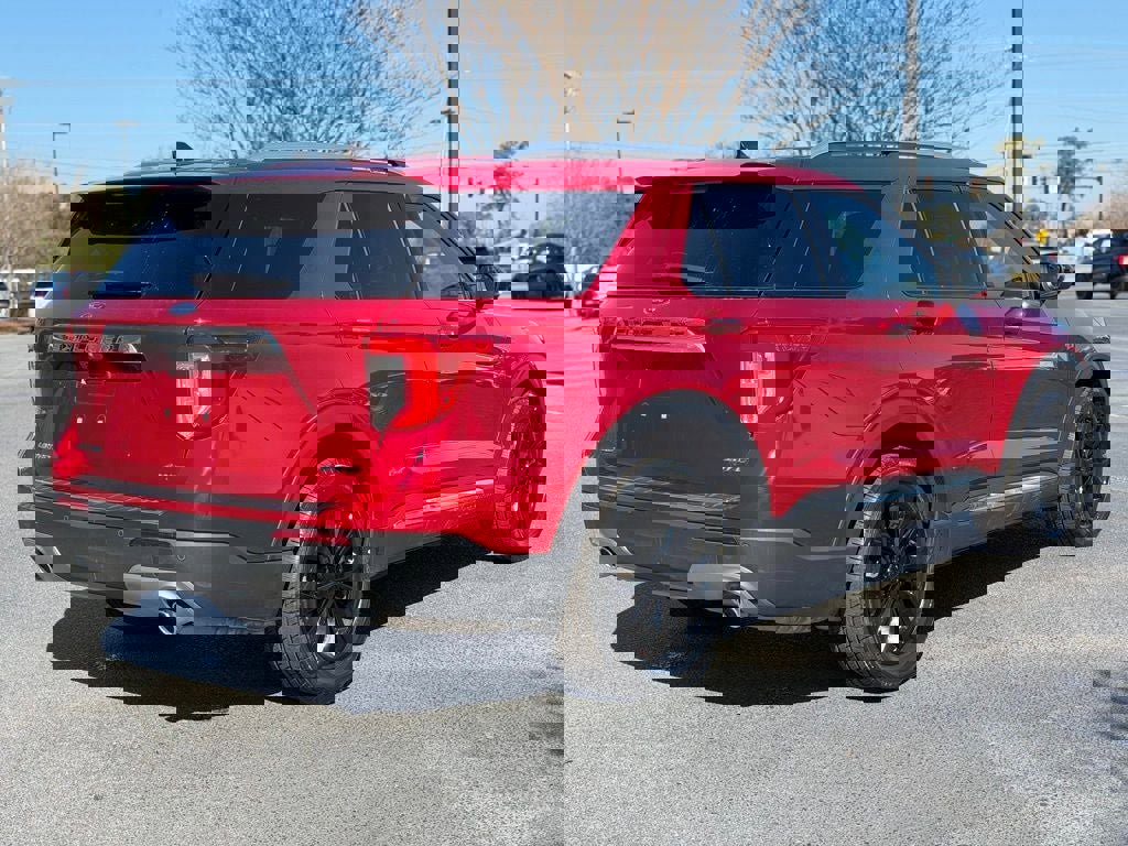 Certified 2023 Ford Explorer Limited image 7