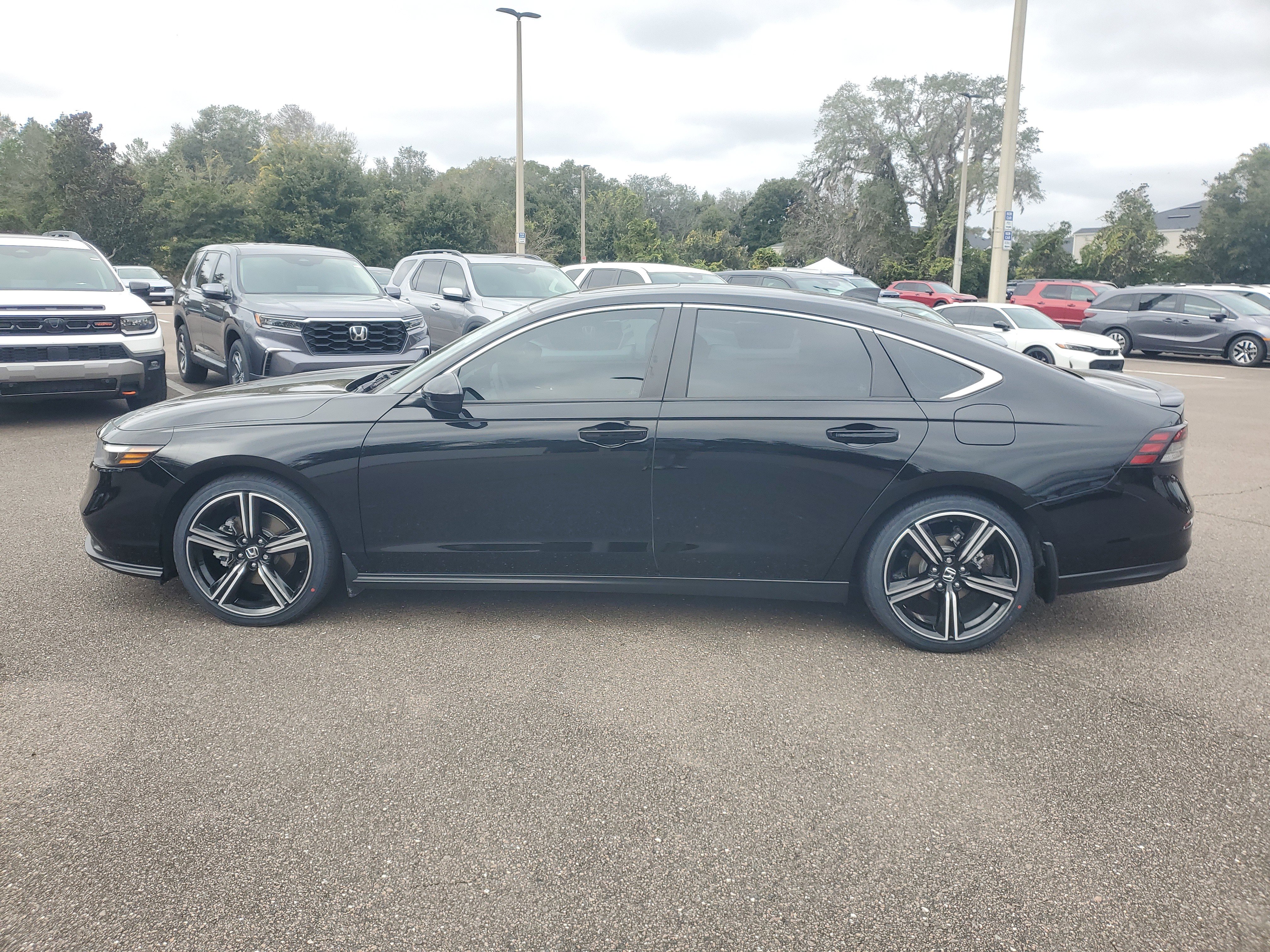Certified 2023 Honda Accord Sport image 12