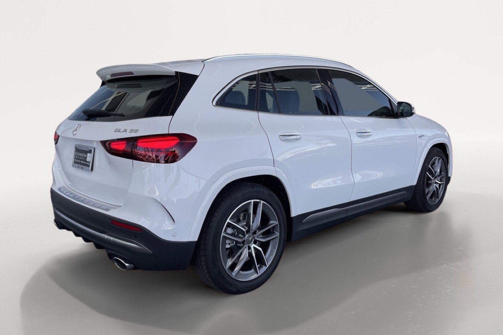 New 2025 Mercedes-Benz GLA 35 AMG 4MATIC image 7