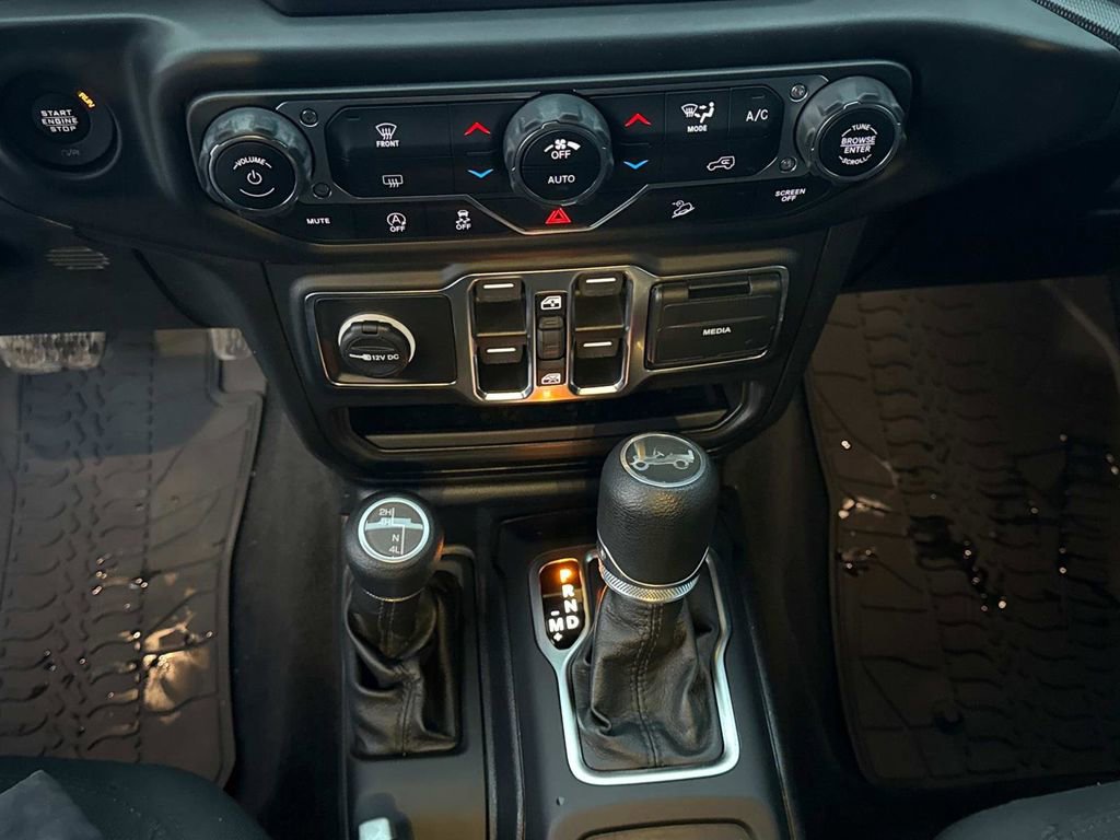 Used 2020 Jeep Wrangler Unlimited Sport S image 21