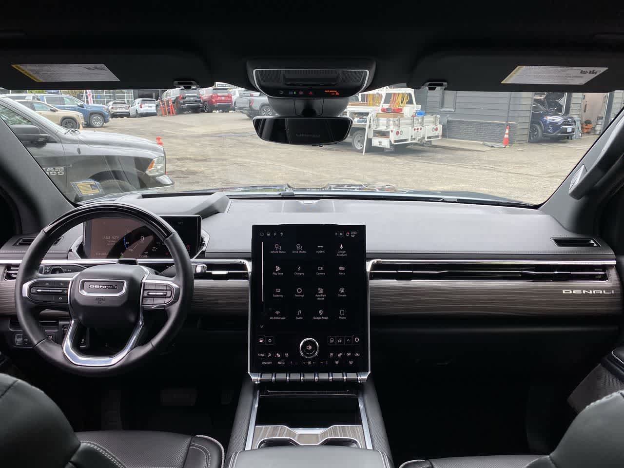 Used 2025 GMC Sierra EV Denali AWD/4WD image 12