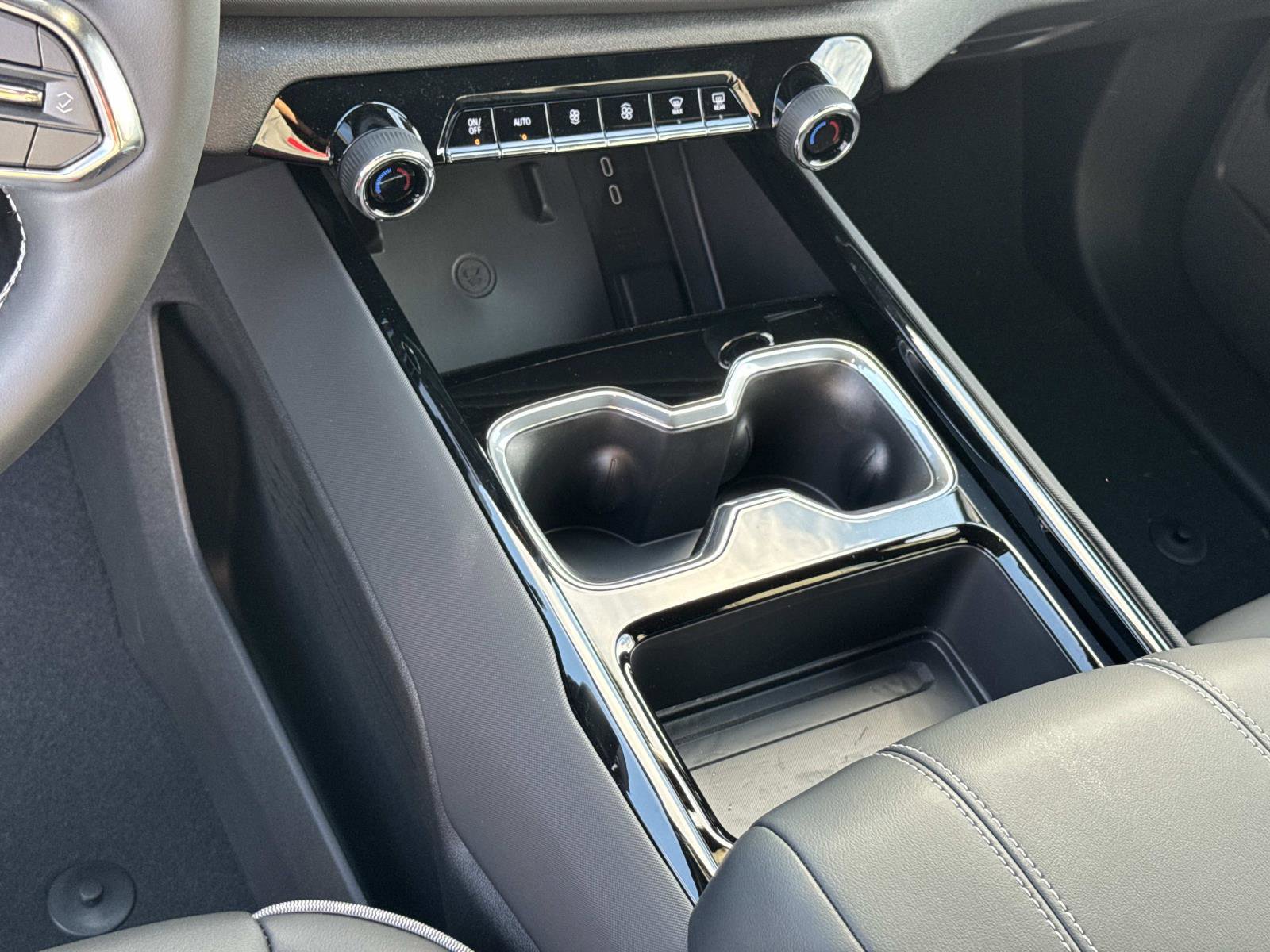 New 2026 Chevrolet Silverado EV LT image 5