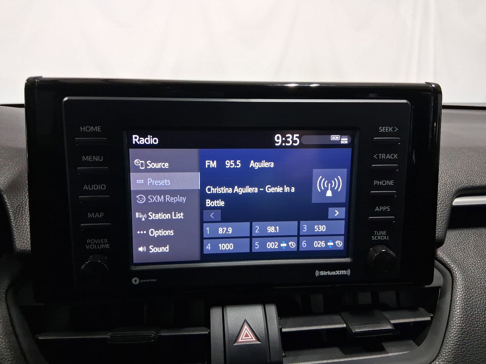 Used 2022 Toyota RAV4 SE AWD/4WD image 26