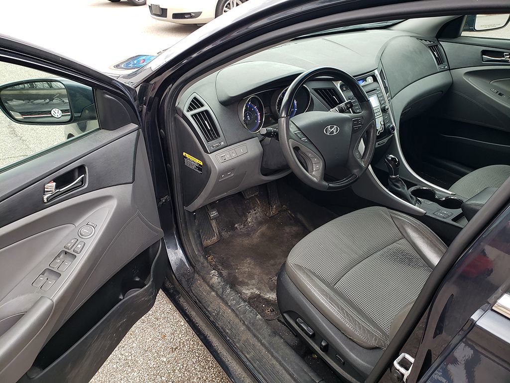 Used 2013 Hyundai Sonata SE image 6