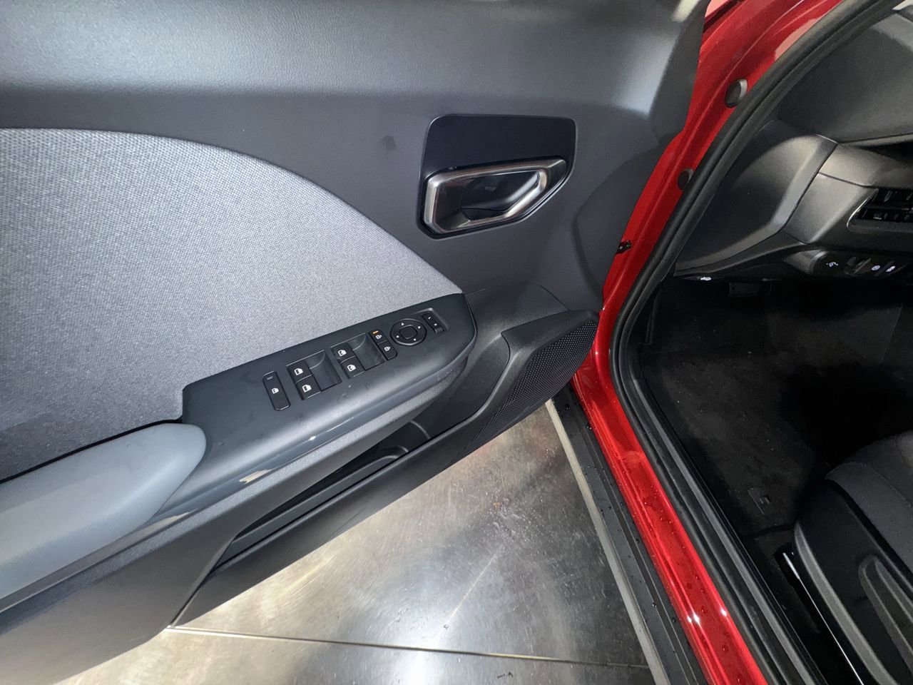 New 2025 Kia K4 EX image 16