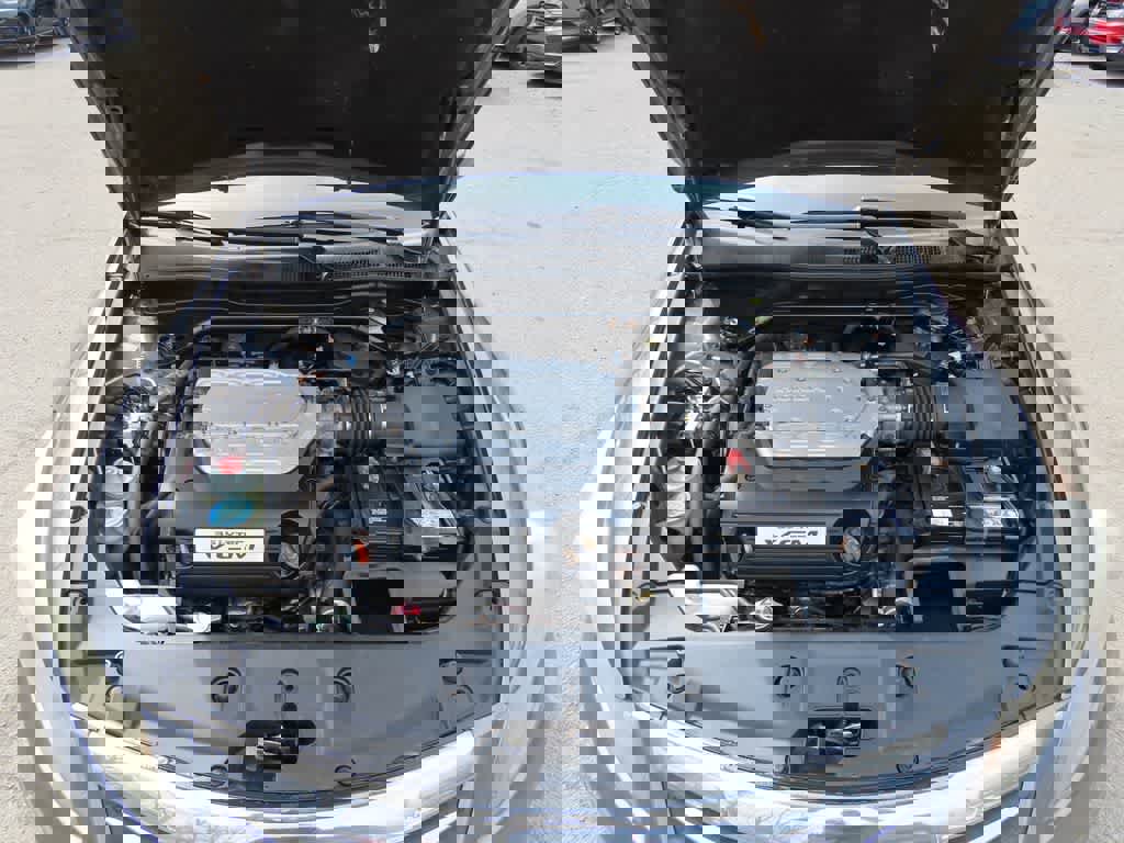 Used 2011 Honda Accord EX-L image 9