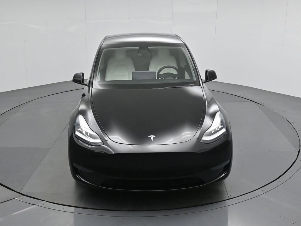 Used 2021 Tesla Model Y Long Range AWD/4WD image 29