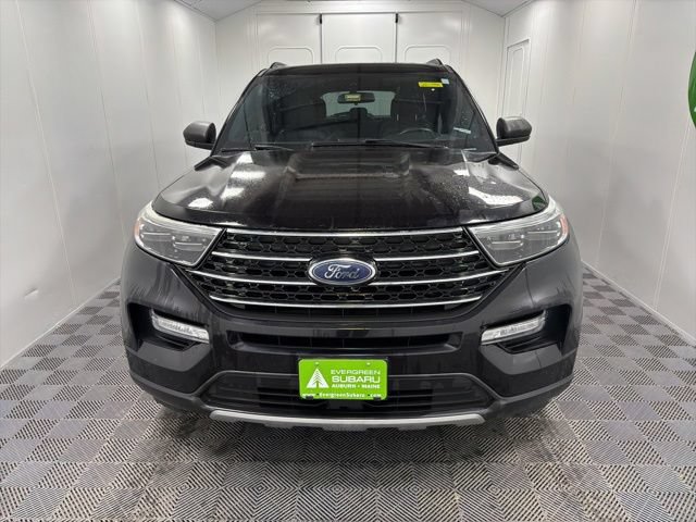 Used 2020 Ford Explorer XLT w/ Equipment Group 202A AWD/4WD image 2