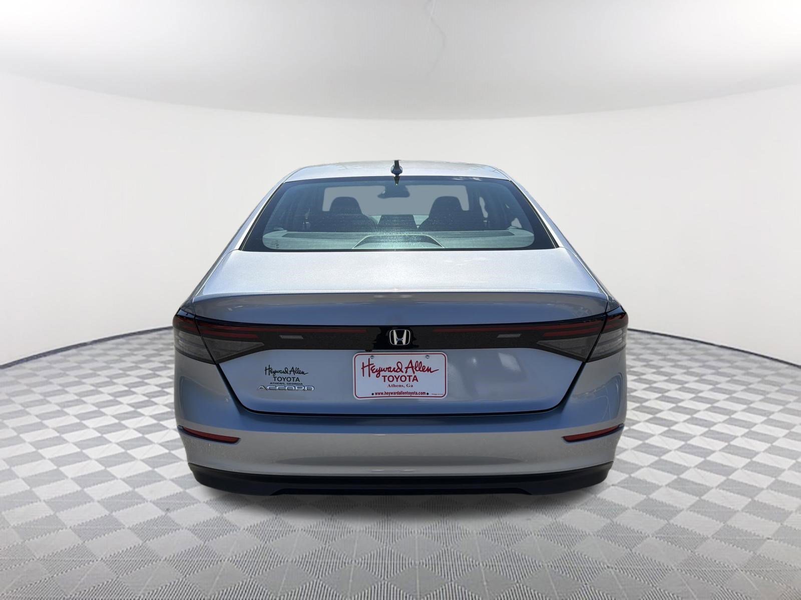 Used 2023 Honda Accord EX image 16