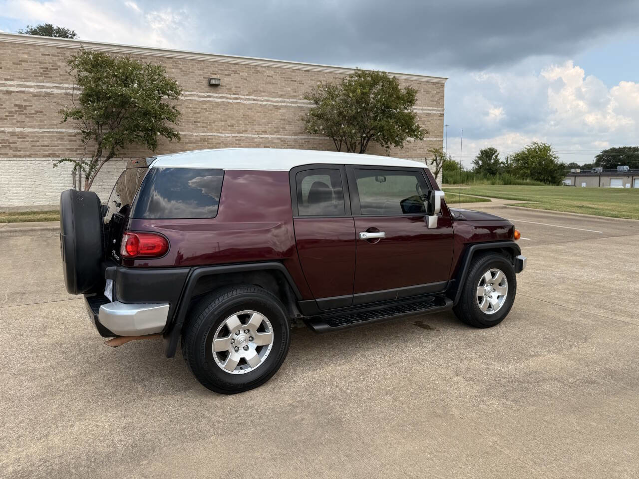 Used 2007 Toyota FJ Cruiser 2WD image 5