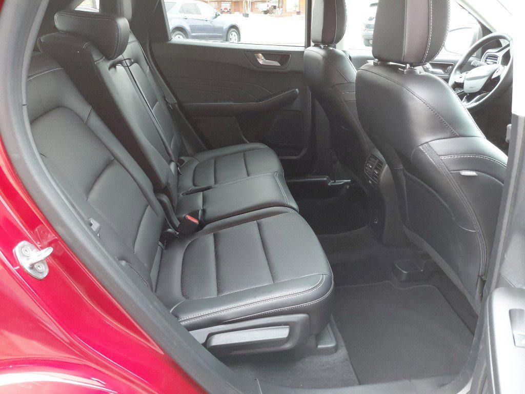 Used 2021 Ford Escape SEL w/ Class II Trailer Tow Package image 12