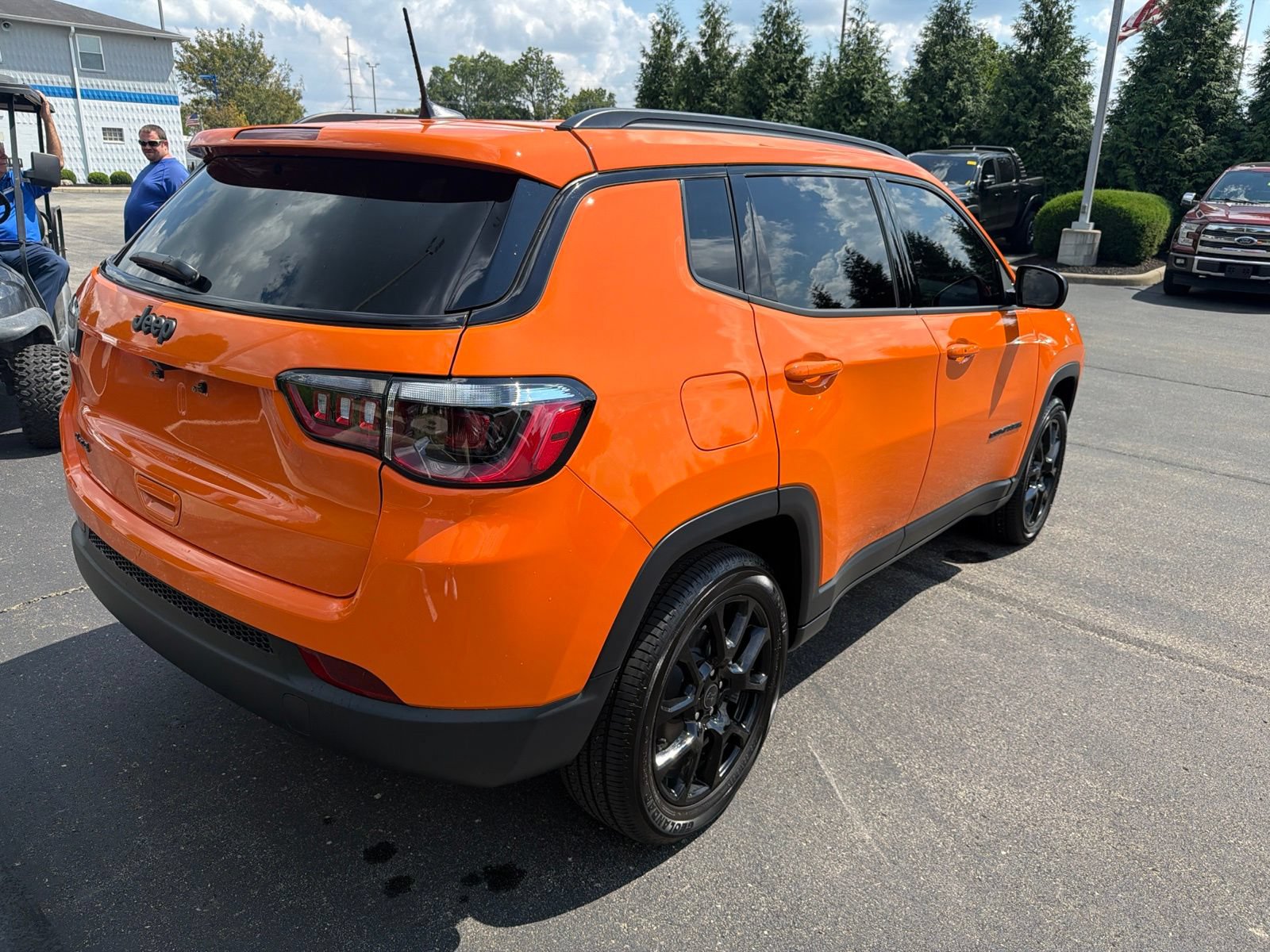 Used 2026 Jeep Compass Latitude AWD/4WD image 5