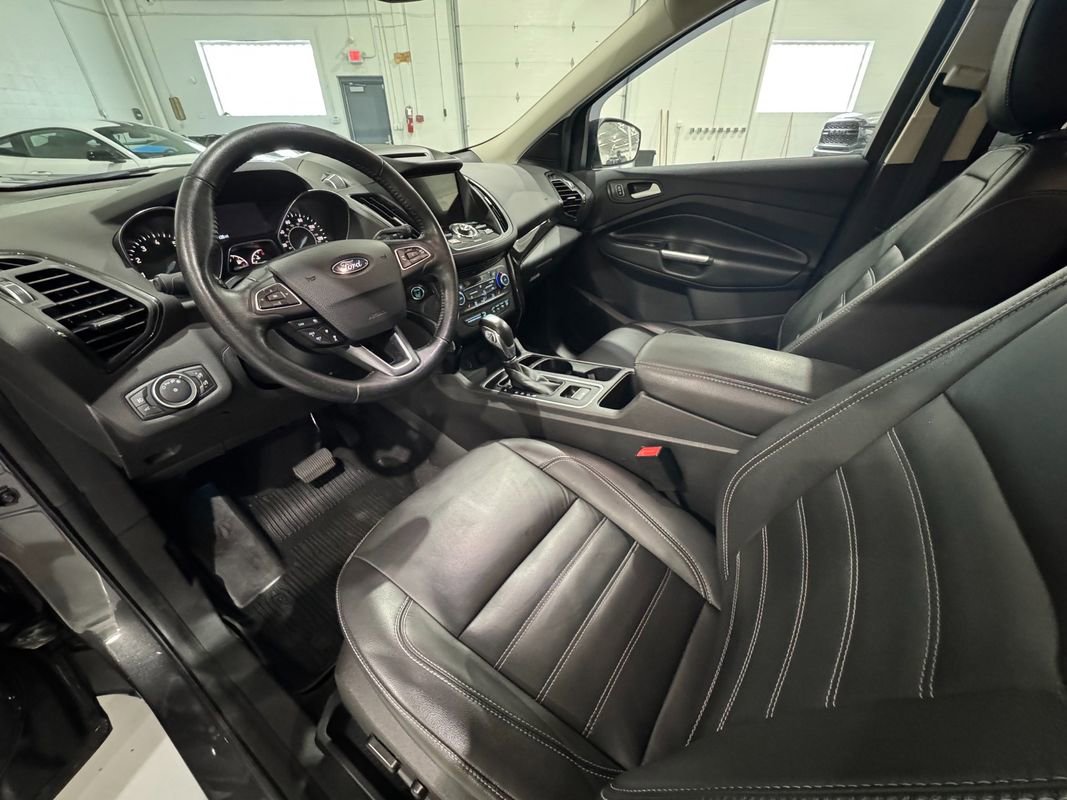 Used 2018 Ford Escape Titanium w/ Ford Safe & Smart Package image 10