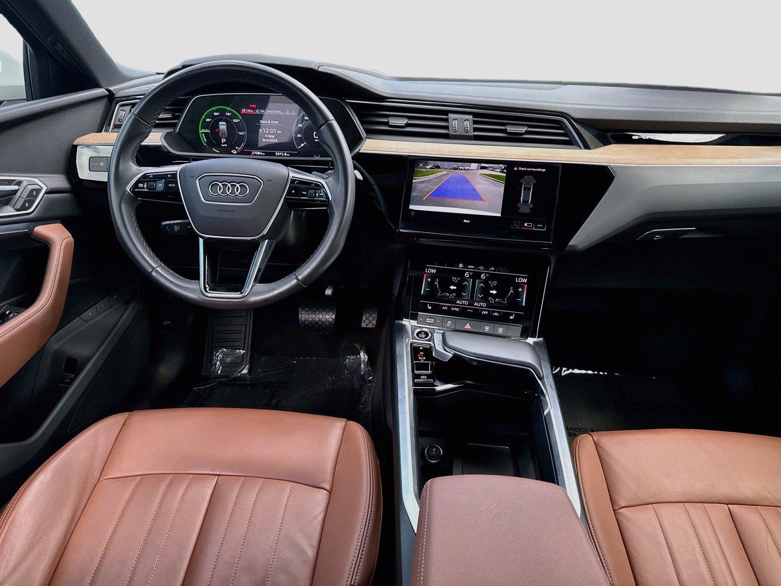 Certified 2024 Audi Q8 e-tron Premium AWD/4WD image 22