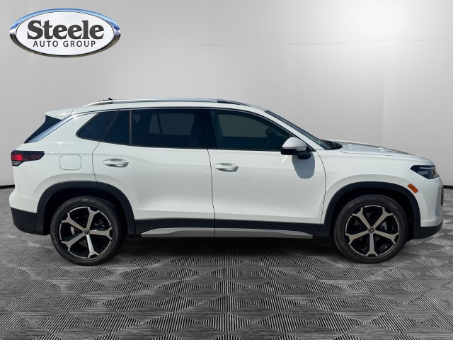 New 2026 Volkswagen Tiguan SE FWD image 6