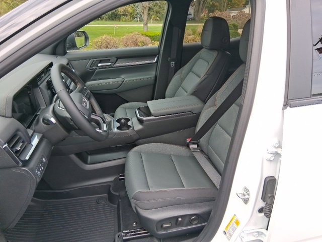 New 2026 GMC Terrain AT4 w/ Convenience Package III image 10