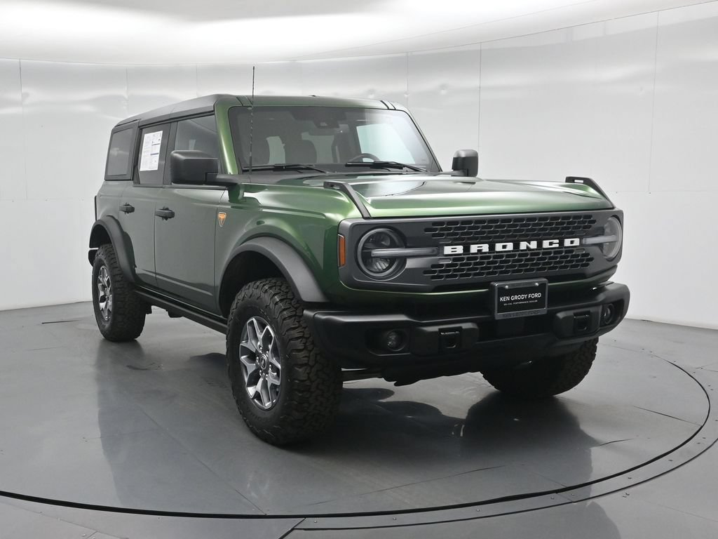Certified 2025 Ford Bronco Badlands AWD/4WD image 24