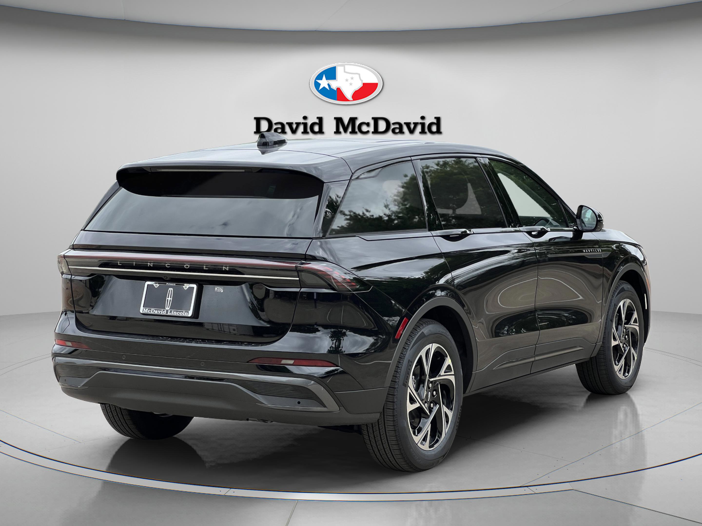 New 2026 Lincoln Nautilus Premier w/ Equipment Group 102A AWD/4WD image 7