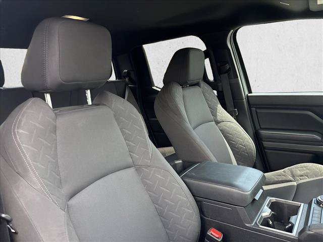 Certified 2026 Toyota Tacoma SR5 AWD/4WD image 28