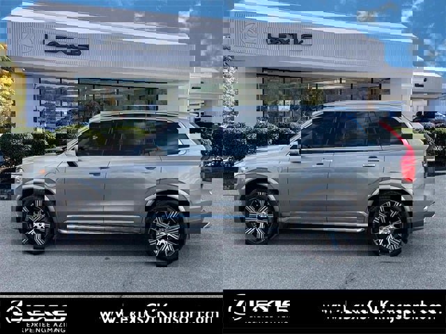 Used 2021 Volvo XC90 T8 Inscription w/ Advanced Package image 2