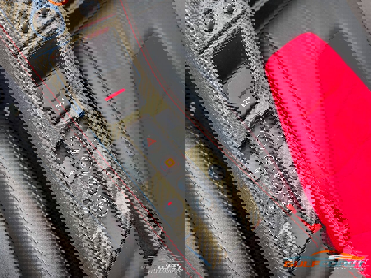 Used 2015 McLaren 650S Spider image 21