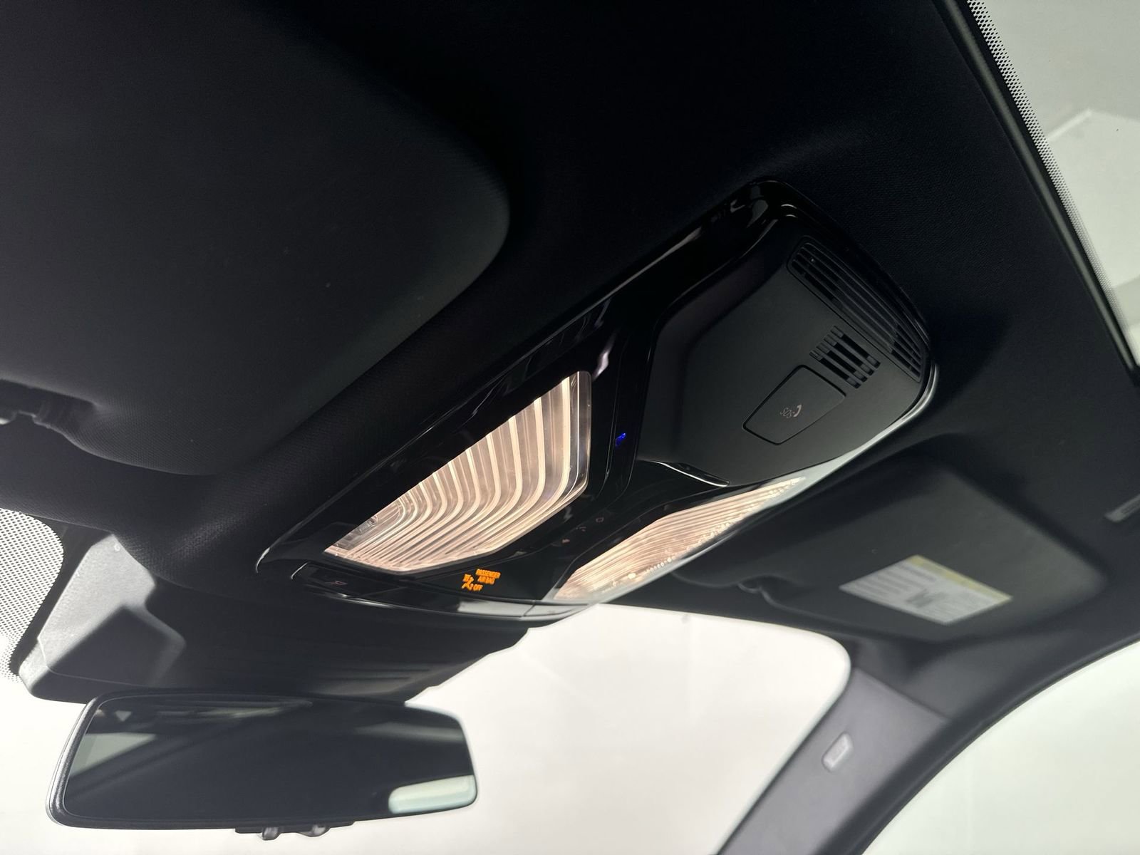 Used 2024 BMW X5 xDrive50e image 10