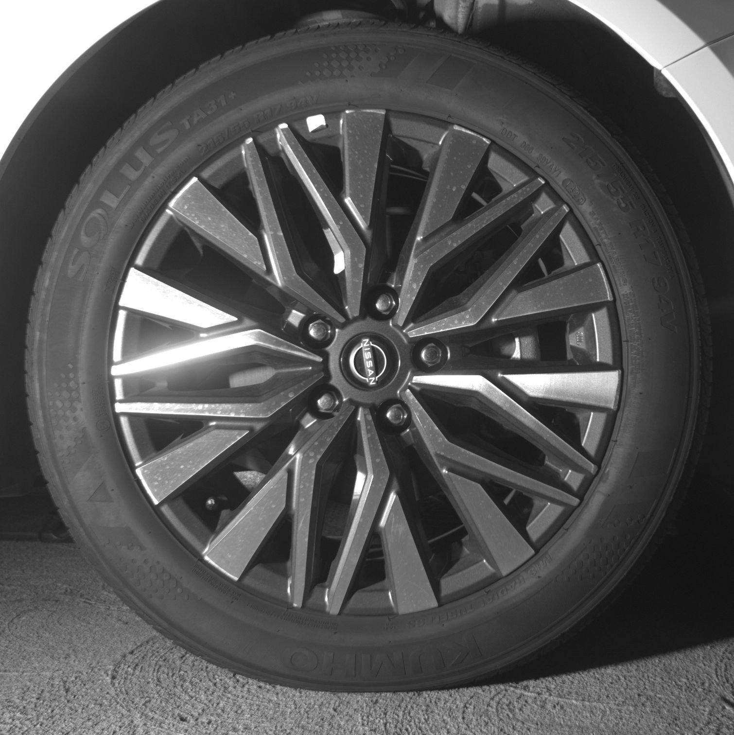 Used 2025 Nissan Altima 2.5 SV FWD image 13