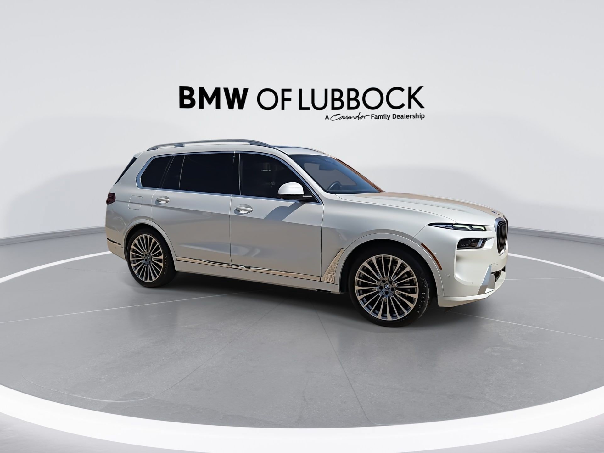 Used 2026 BMW X7 xDrive40i AWD/4WD image 2