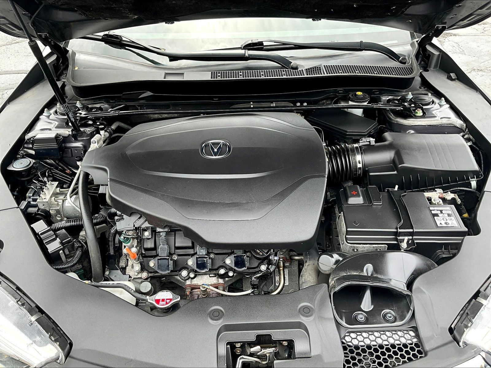 Used 2018 Acura TLX V6 FWD image 32