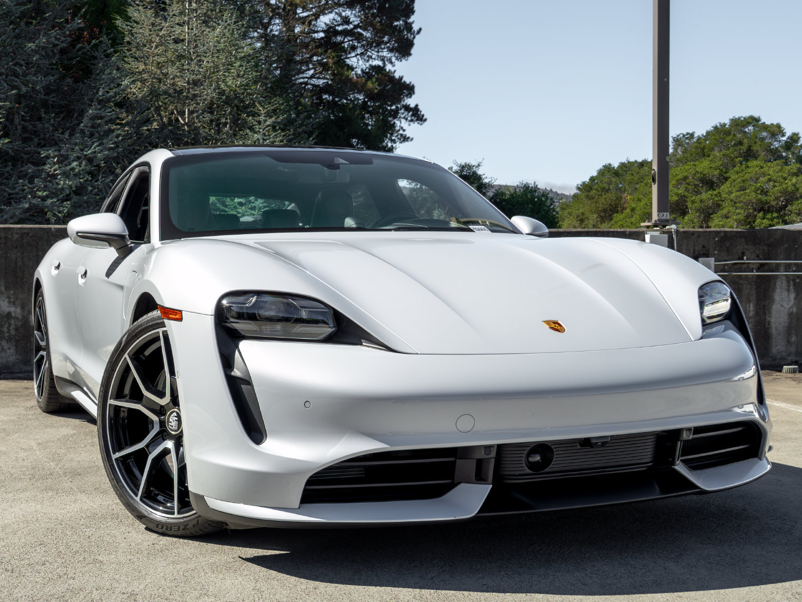 Certified 2022 Porsche Taycan Turbo AWD/4WD image 9