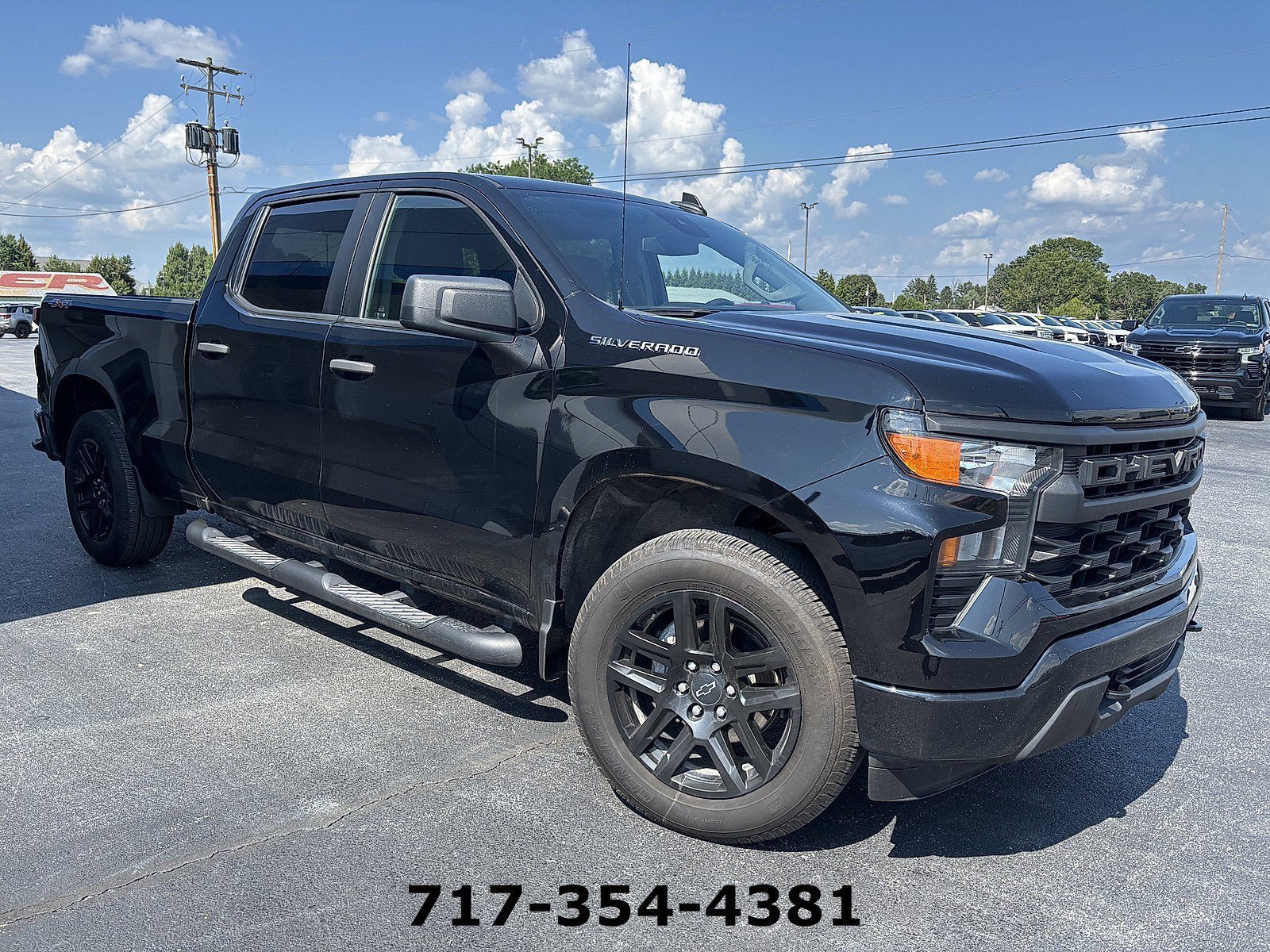 Used 2024 Chevrolet Silverado 1500 Custom AWD/4WD image 1