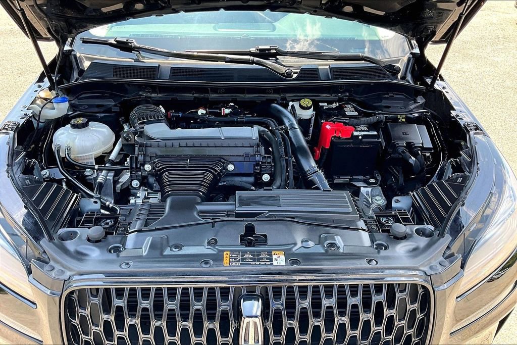 Used 2023 Lincoln Corsair AWD w/ Equipment Group 101A image 10